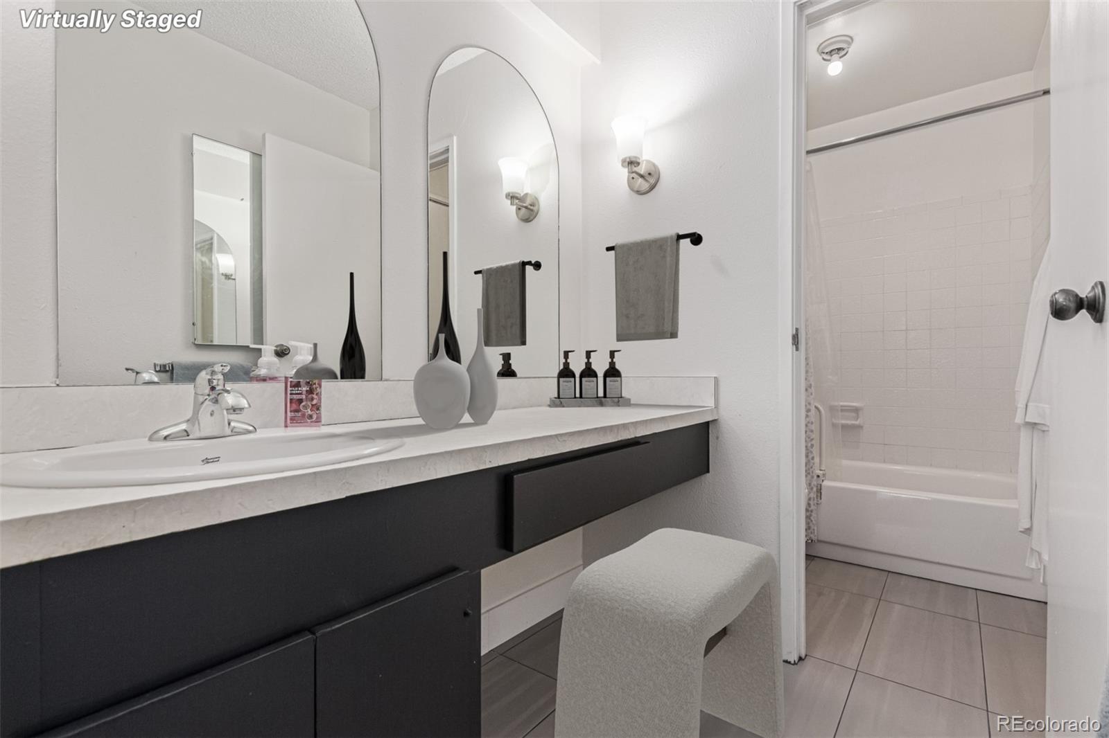 6455 E Bates Avenue Unit: 4-105