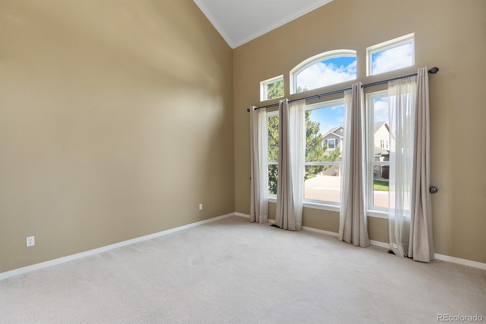 10487 Stonewillow Drive