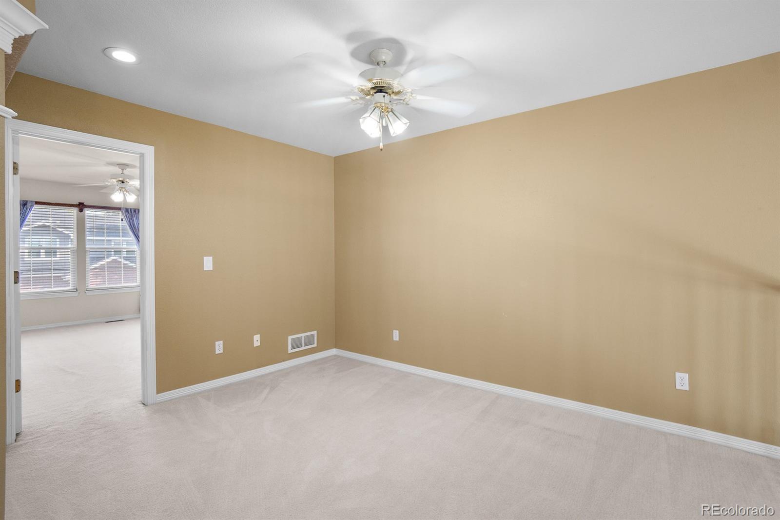 10487 Stonewillow Drive