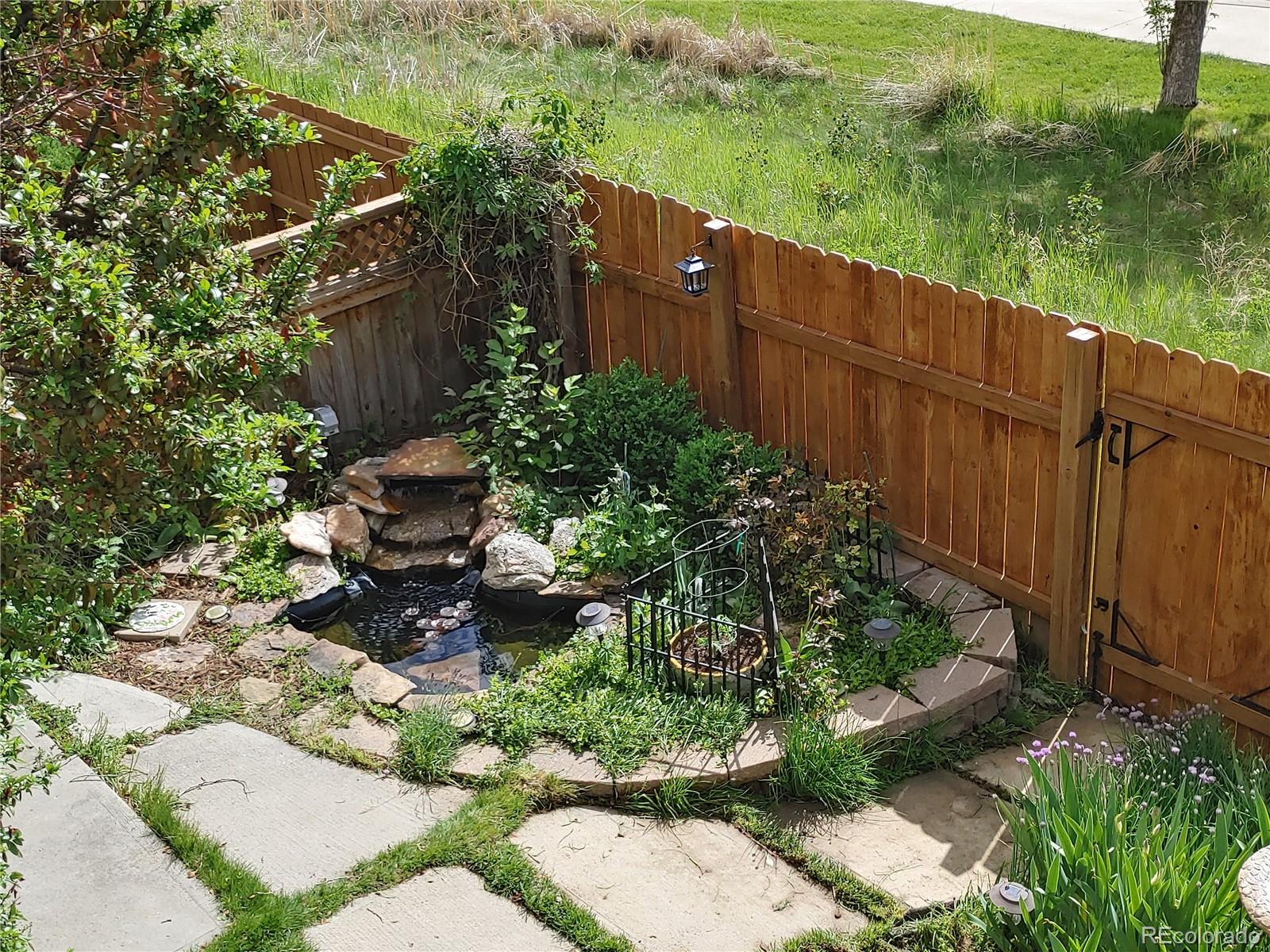 18816 E Saratoga Circle