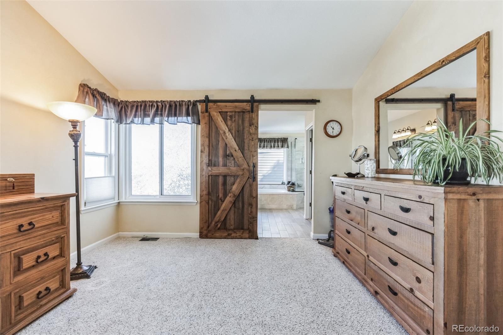 18816 E Saratoga Circle