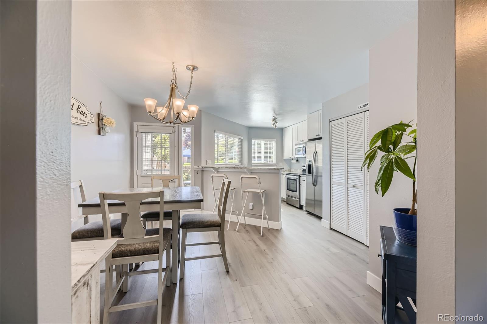 8808 W Plymouth Avenue