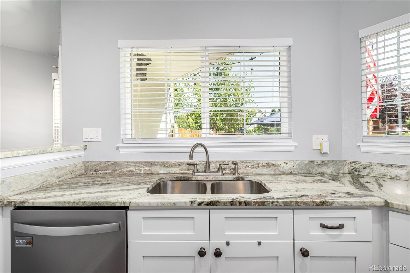 8808 W Plymouth Avenue