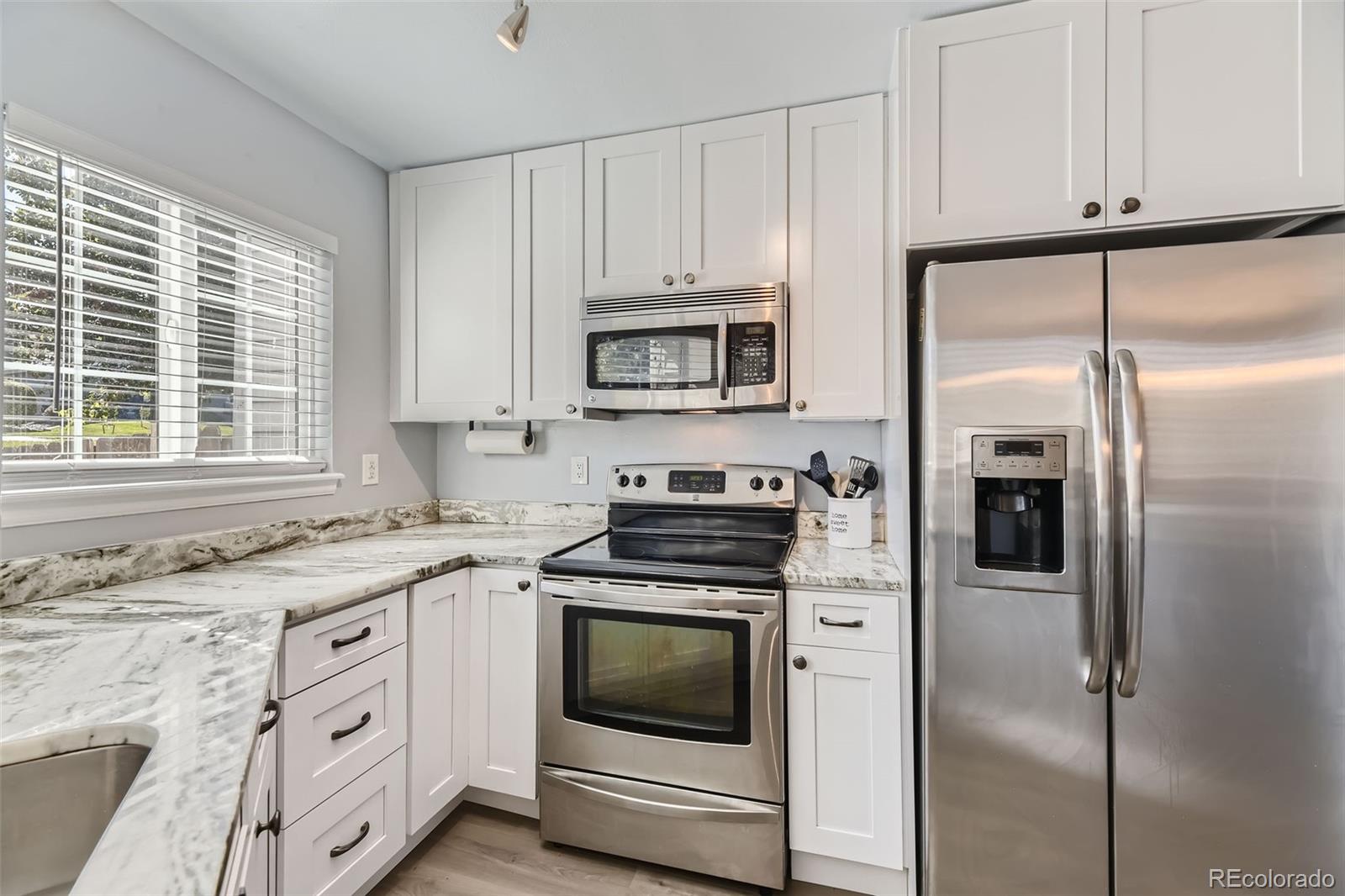 8808 W Plymouth Avenue