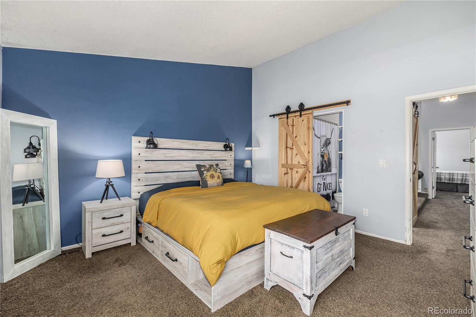 8808 W Plymouth Avenue