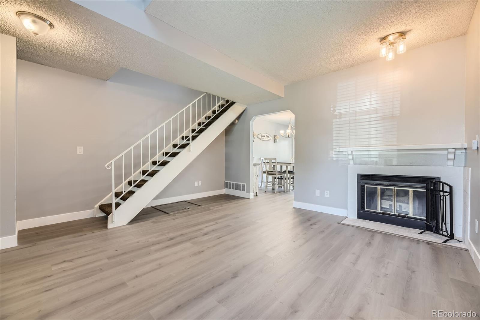 8808 W Plymouth Avenue