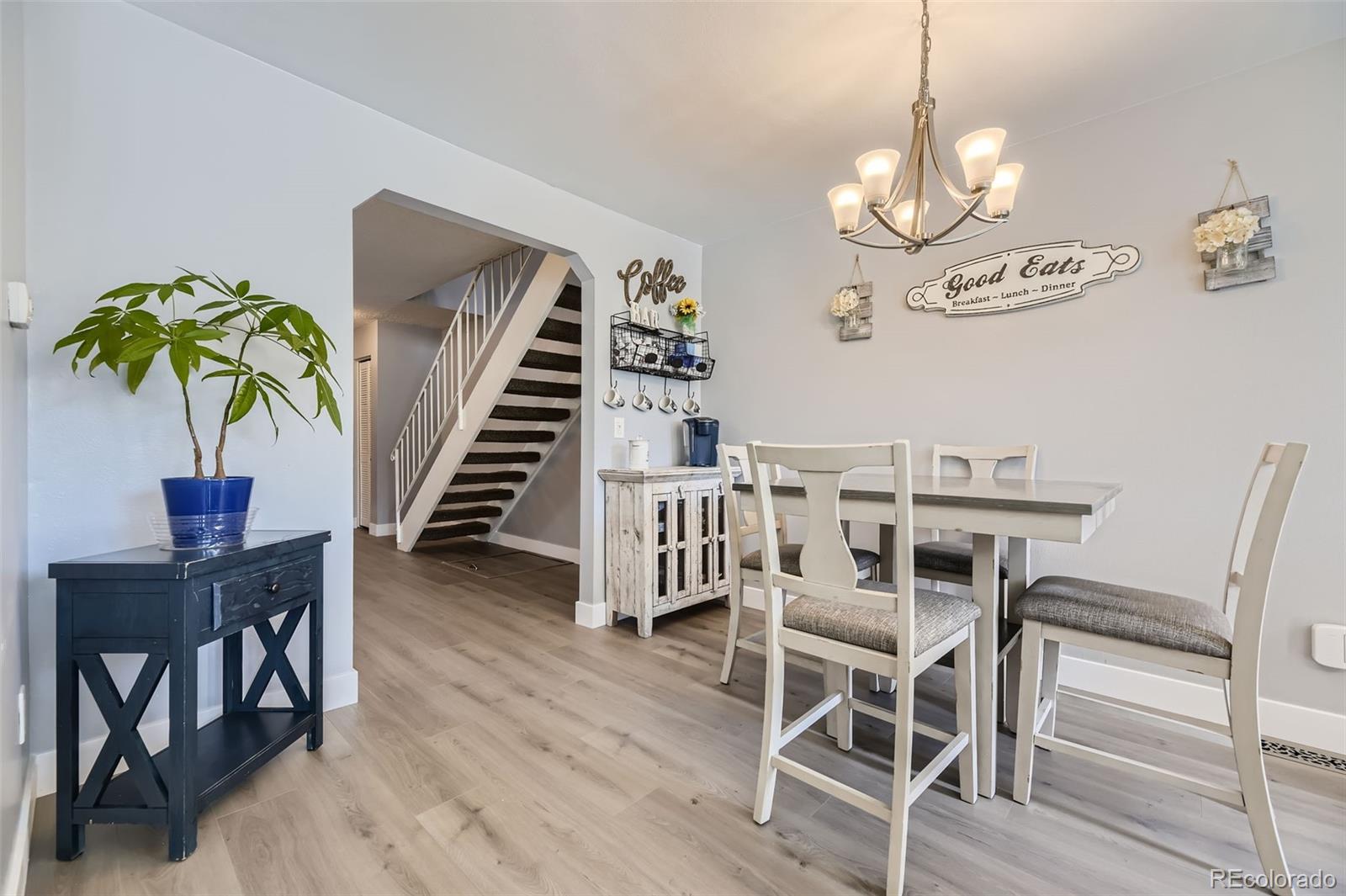 8808 W Plymouth Avenue