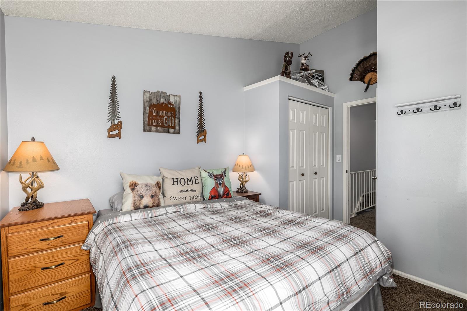 8808 W Plymouth Avenue