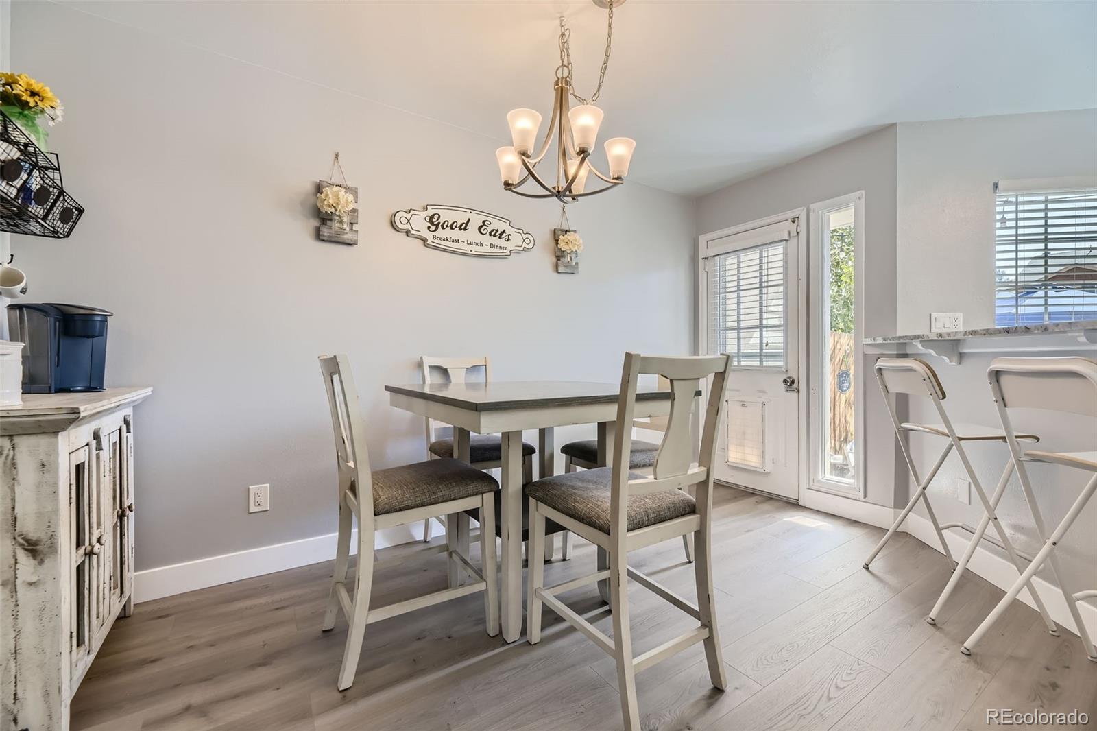 8808 W Plymouth Avenue