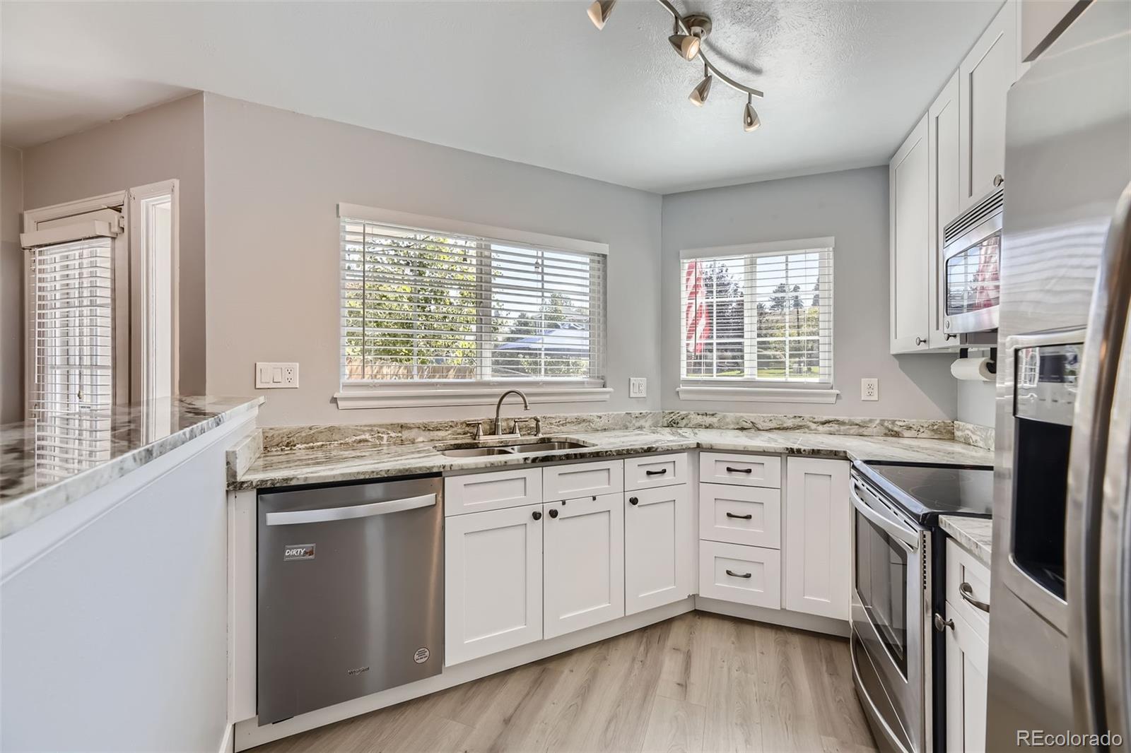 8808 W Plymouth Avenue