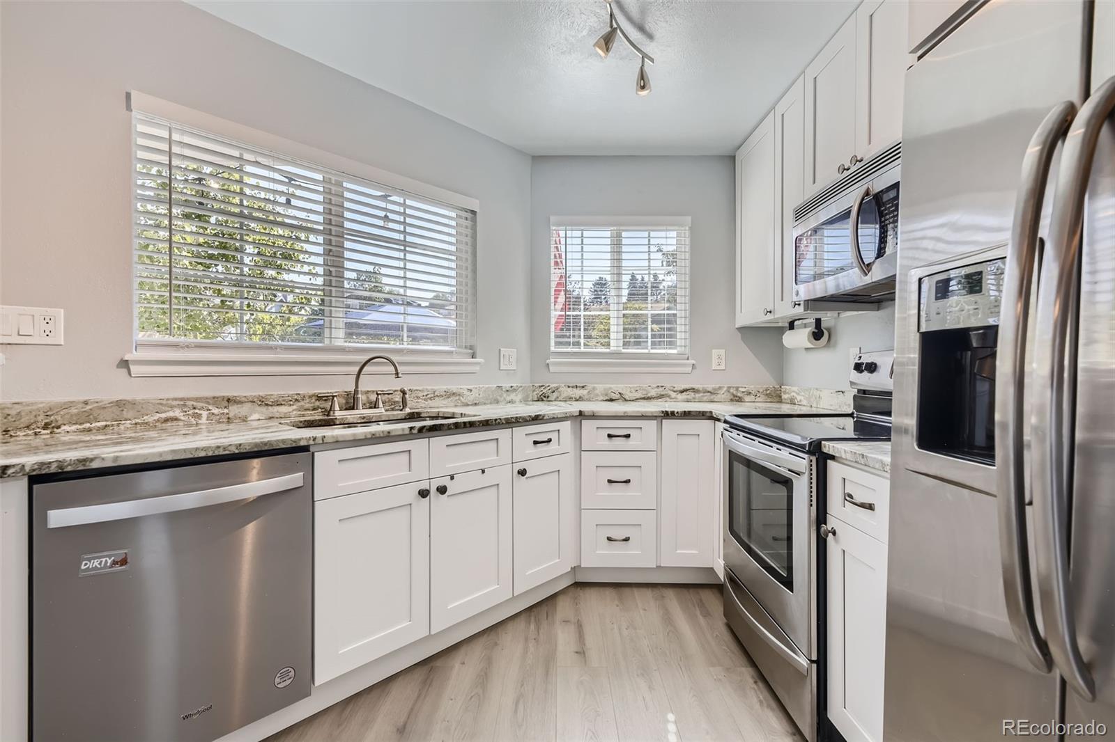 8808 W Plymouth Avenue