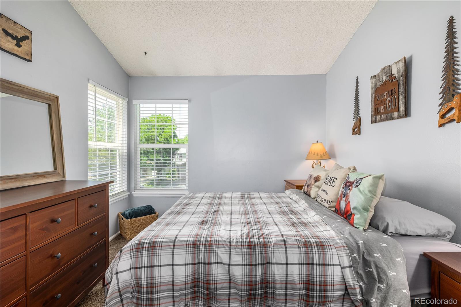 8808 W Plymouth Avenue