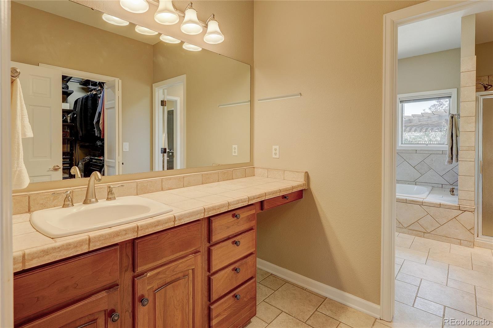 10936 N Chatfield Drive