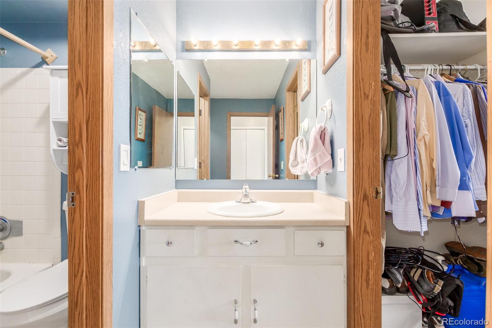 8657 Clay Street Unit: 382