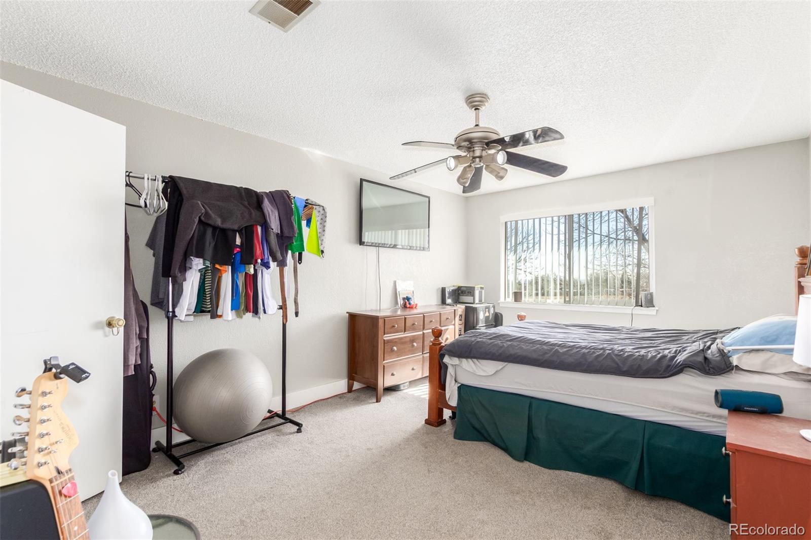 8657 Clay Street Unit: 382