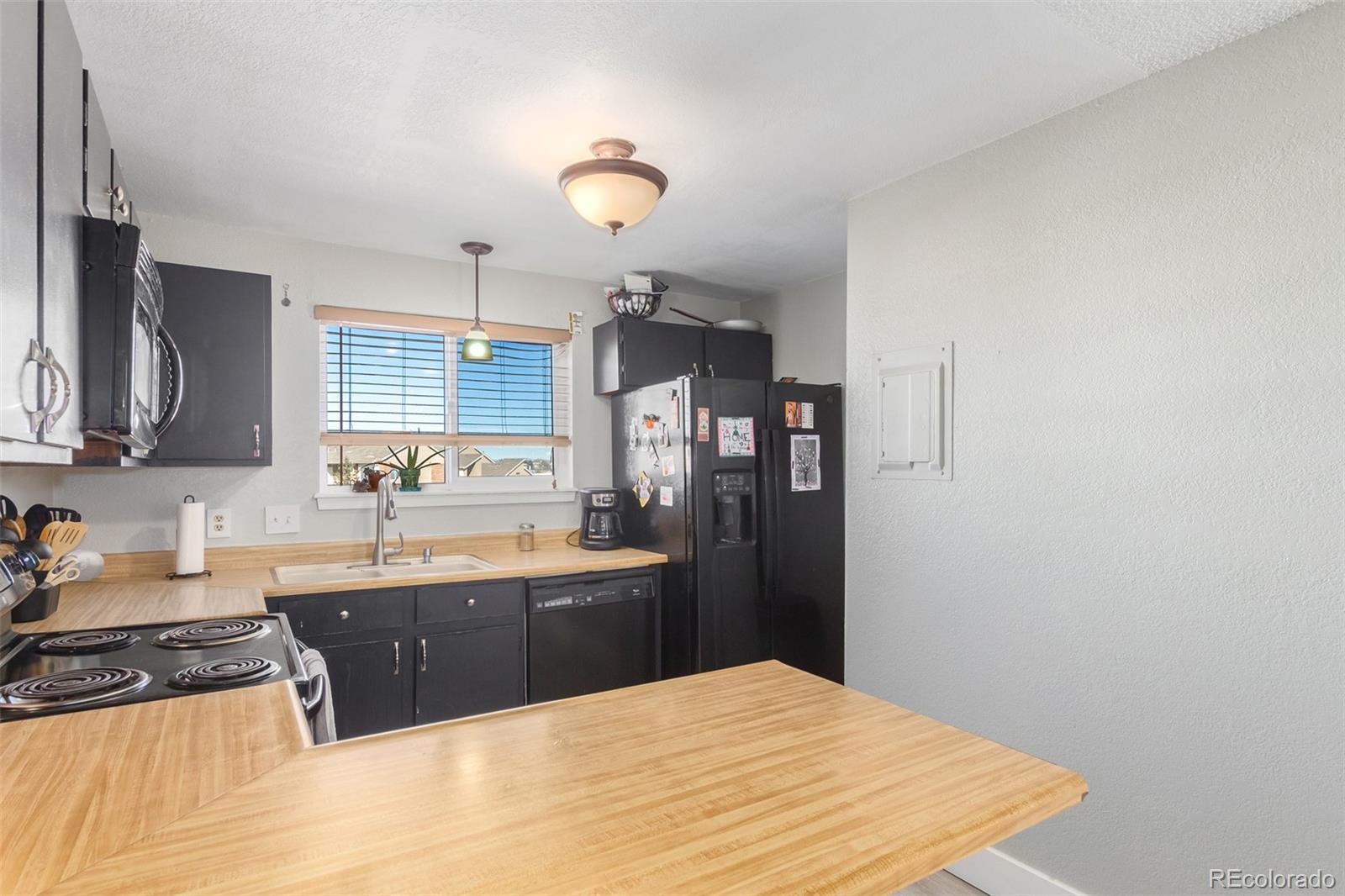 8657 Clay Street Unit: 382