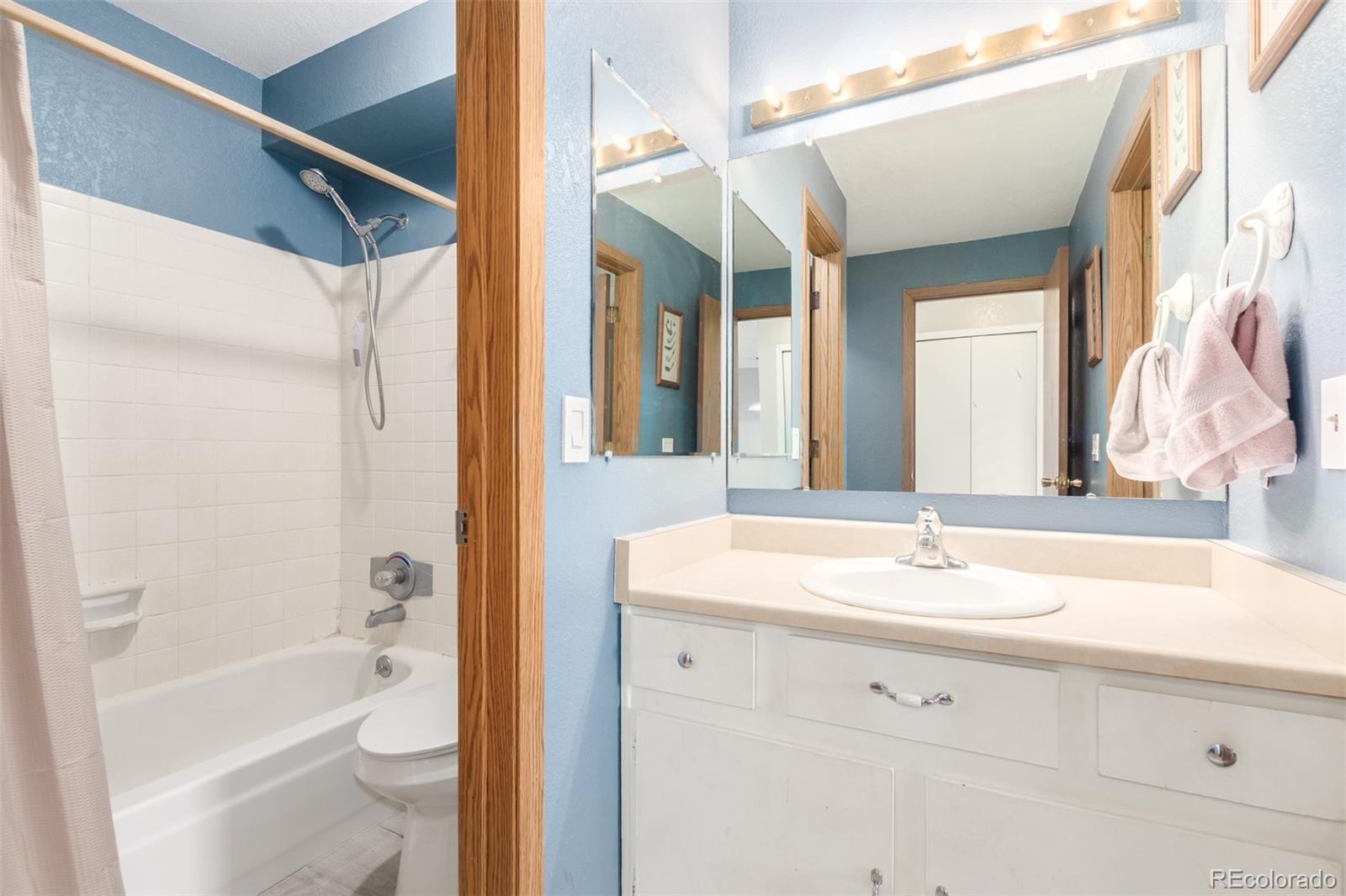 8657 Clay Street Unit: 382