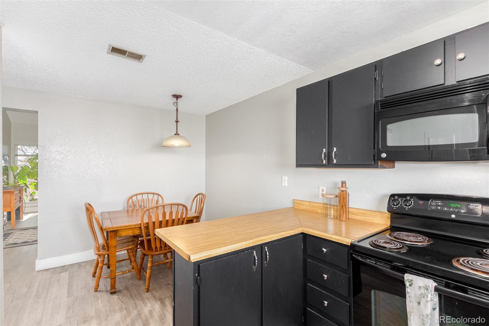 8657 Clay Street Unit: 382
