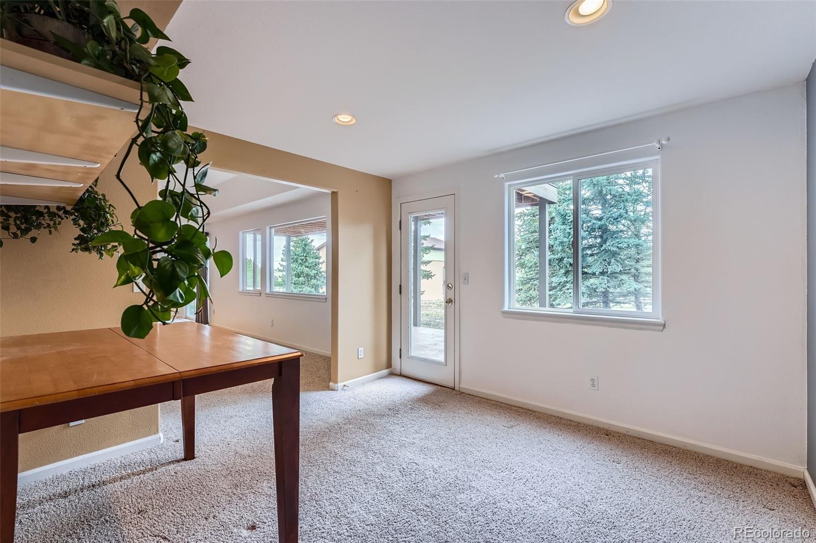 3562 Pine Meadow Avenue