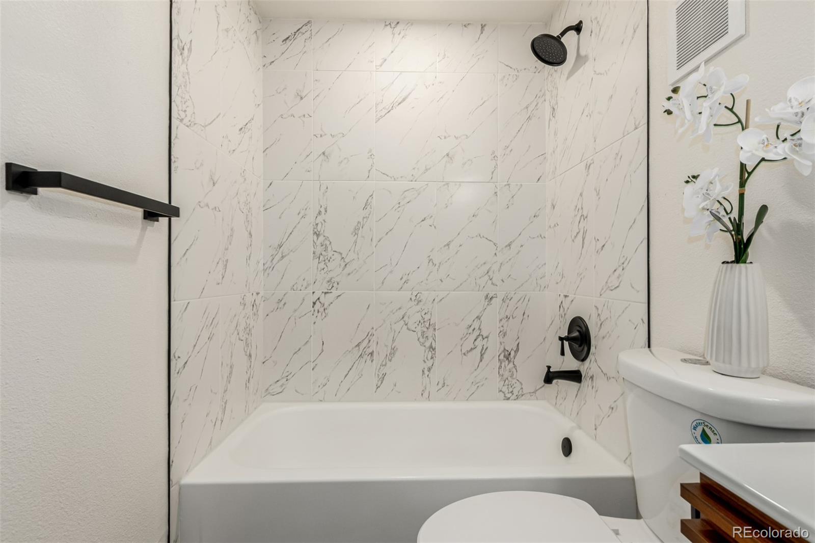 1830 S Pitkin Circle Unit: B