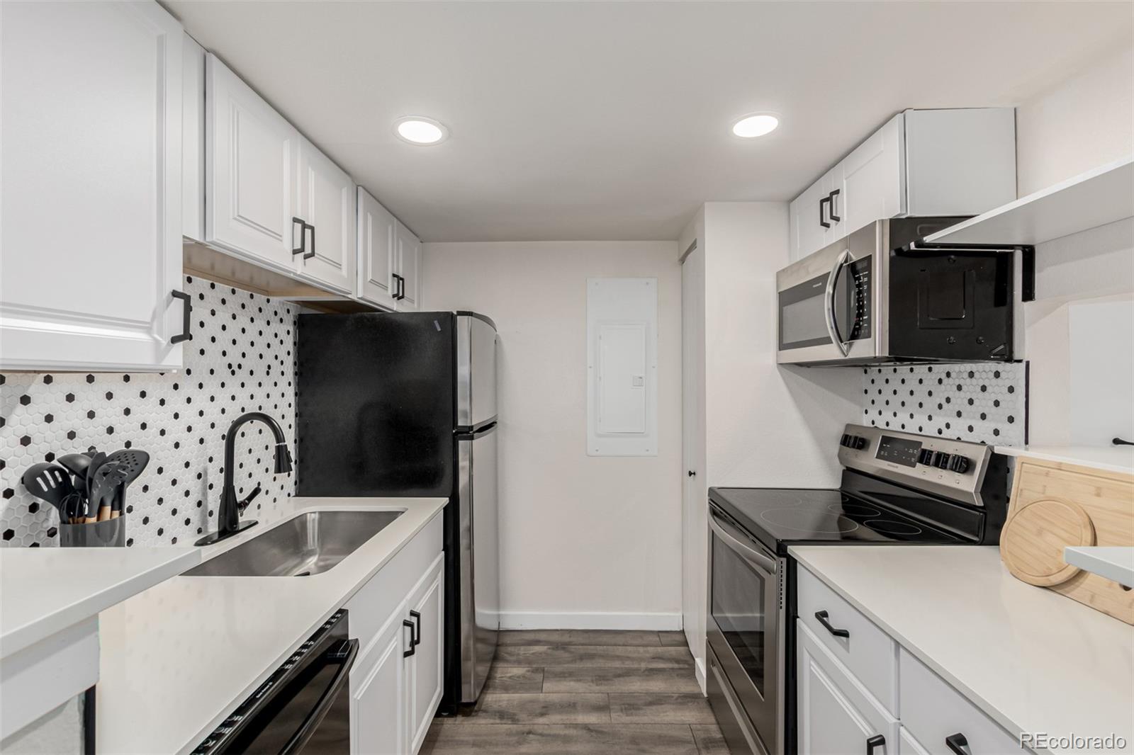 1830 S Pitkin Circle Unit: B