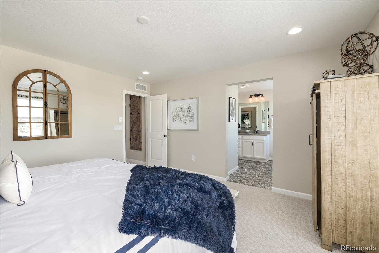 17193 Birds Foot Trail