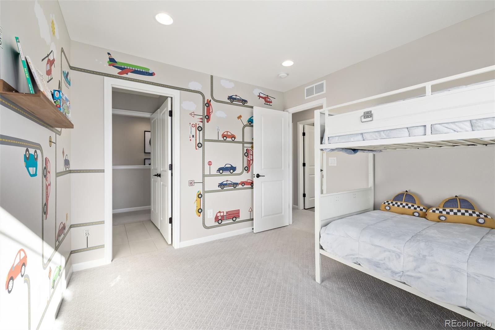 17193 Birds Foot Trail