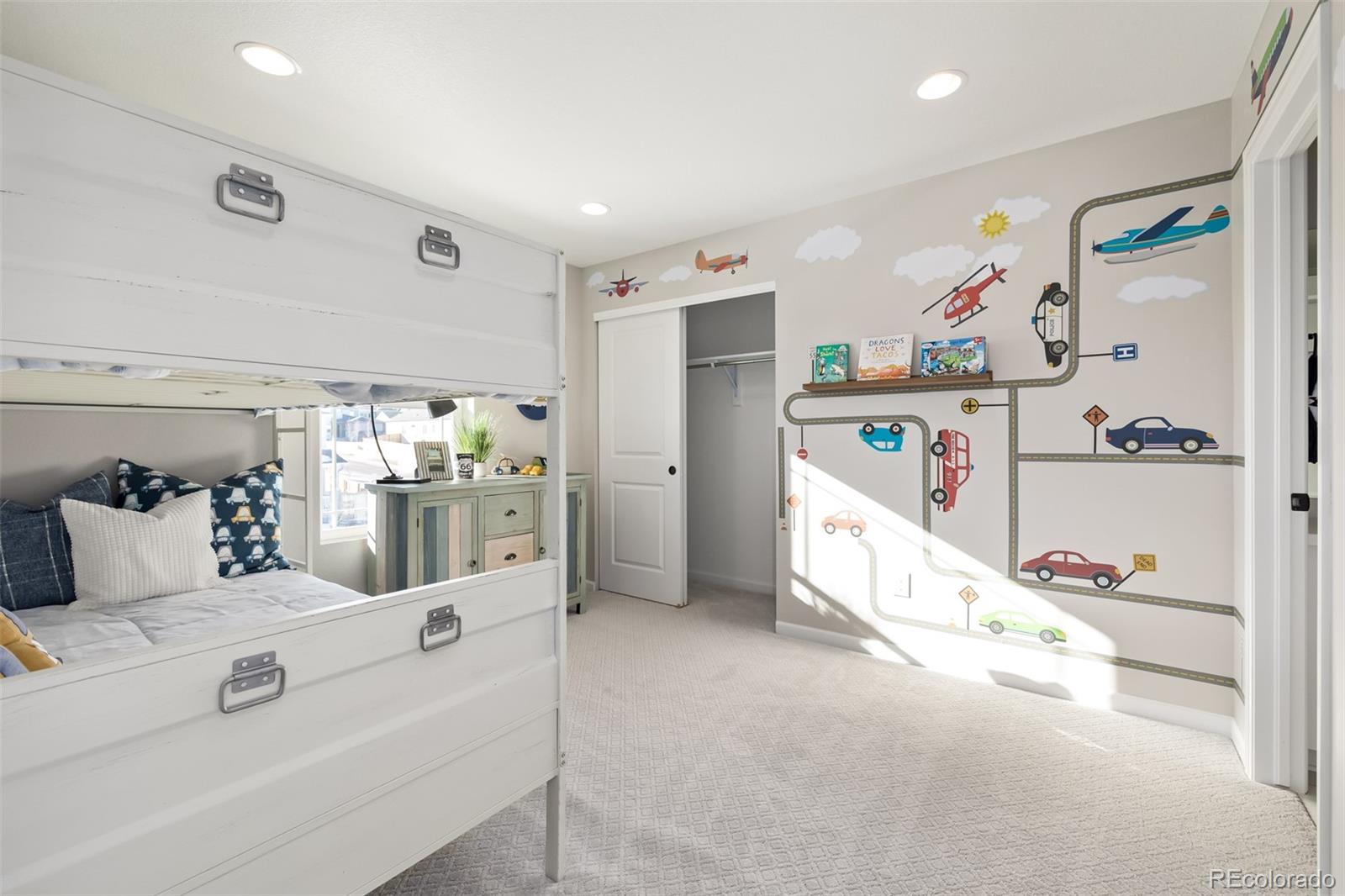 17193 Birds Foot Trail