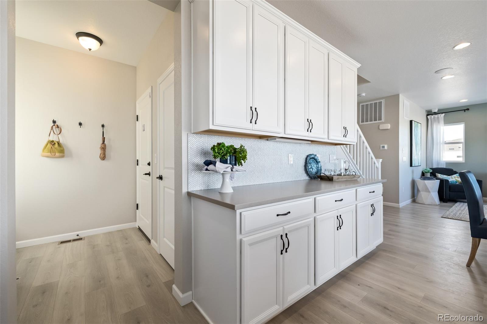 17193 Birds Foot Trail