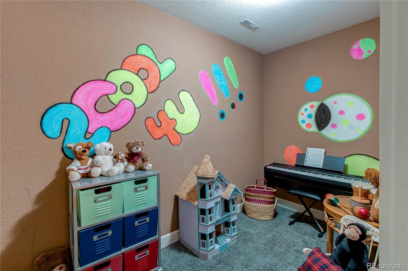 7132 S Irvington Court