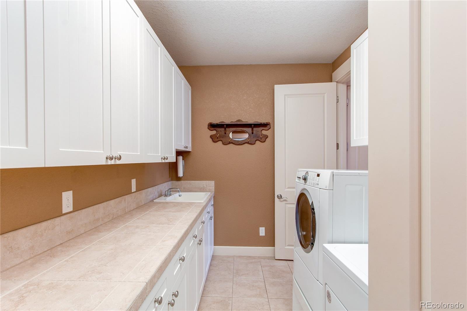 7132 S Irvington Court