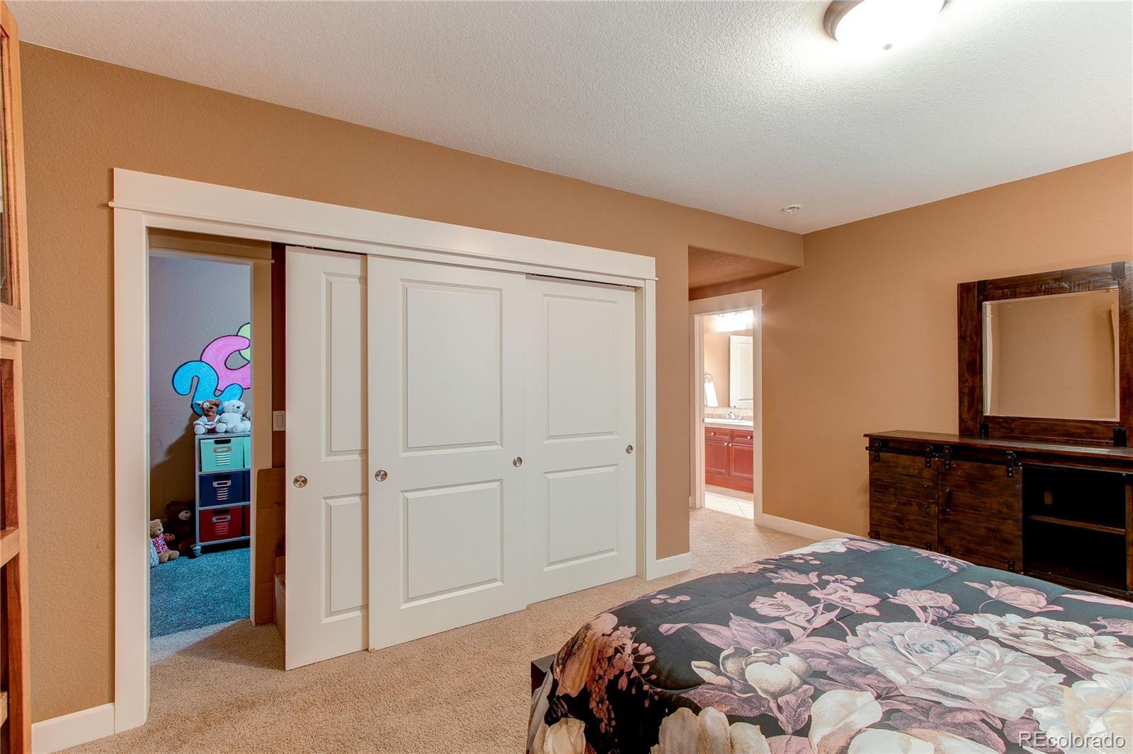 7132 S Irvington Court