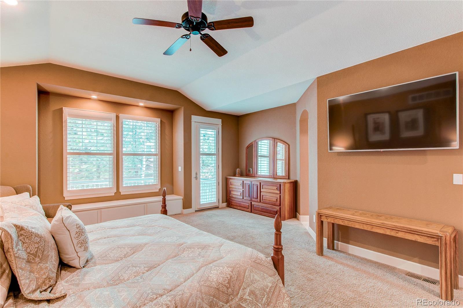 7132 S Irvington Court