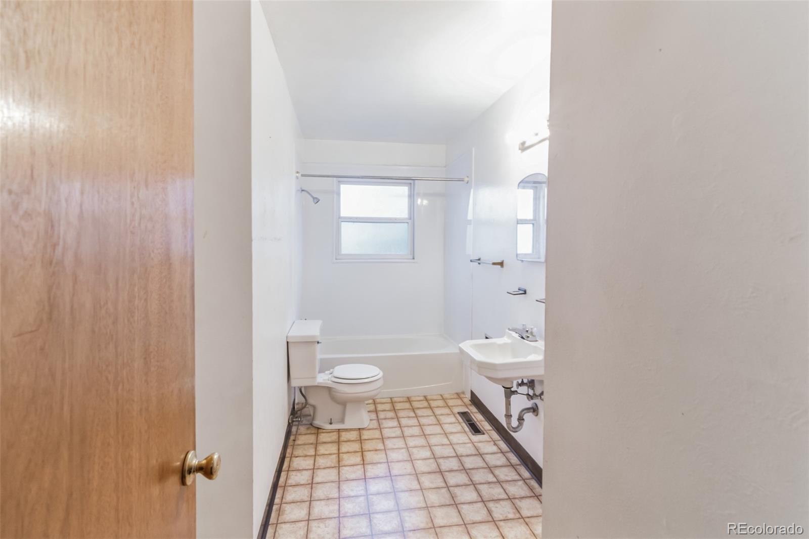 1213 Cumberland Street