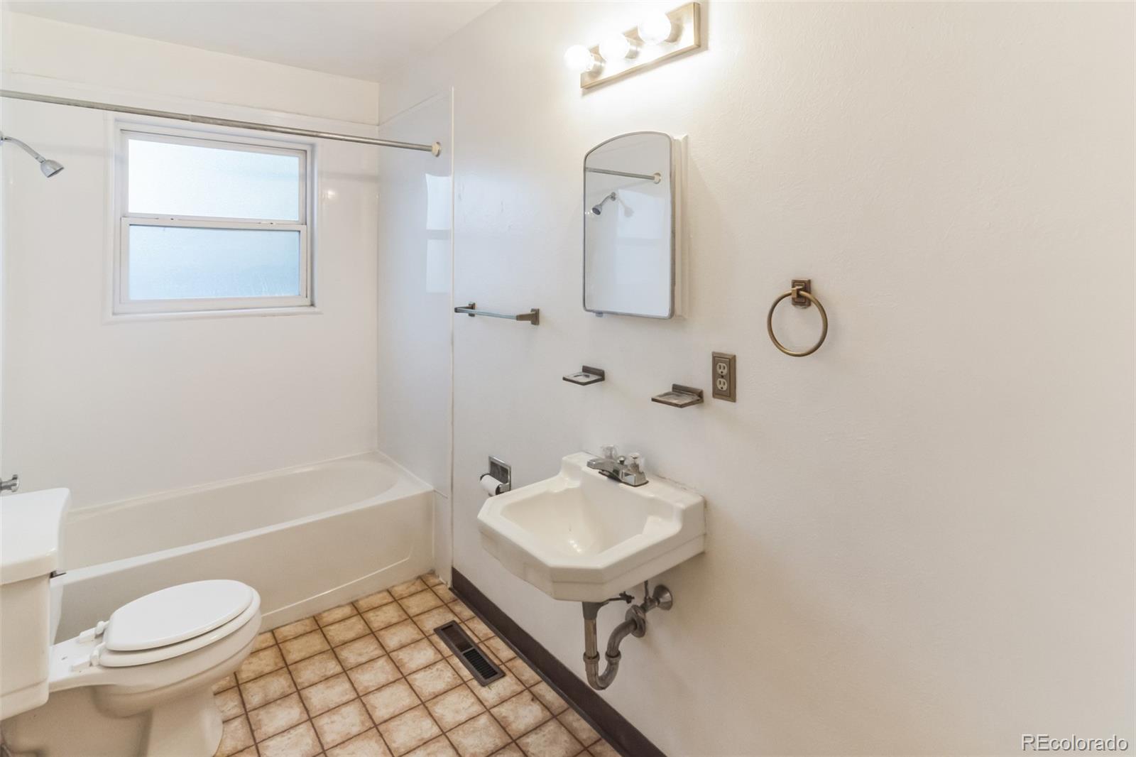 1213 Cumberland Street