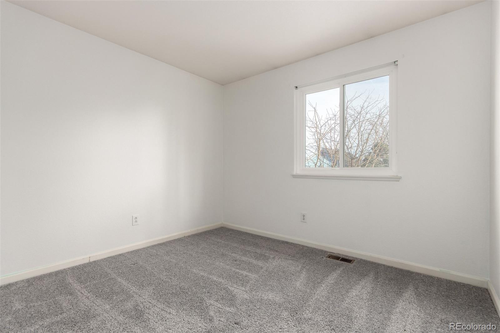 12224 Sunflower Street