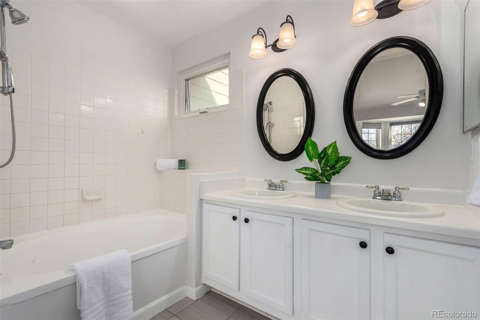 12224 Sunflower Street