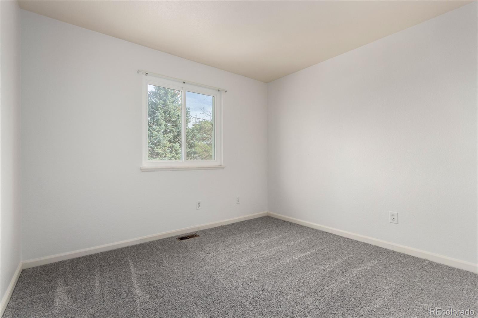 12224 Sunflower Street