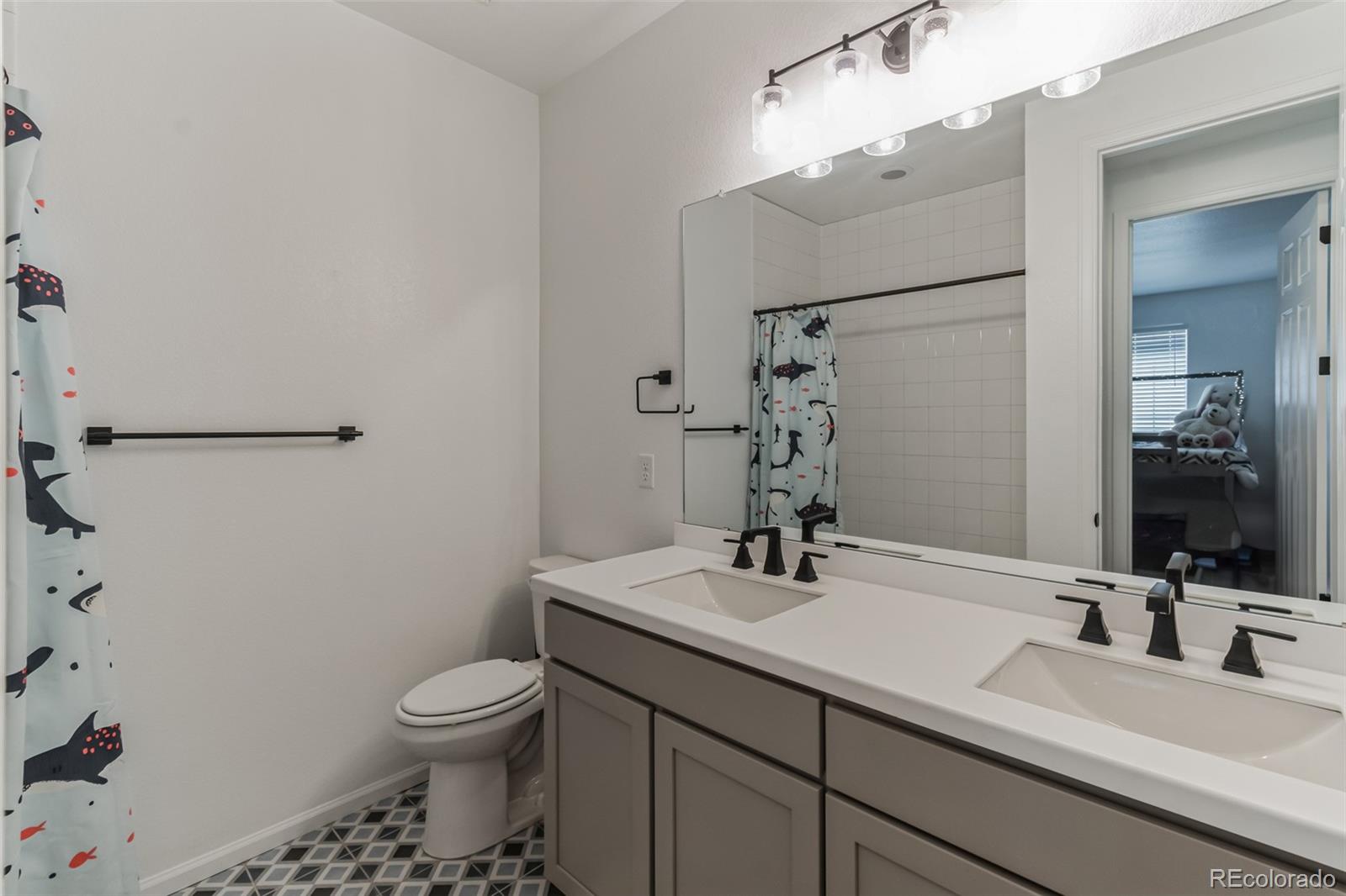 9175 Fraser River Street