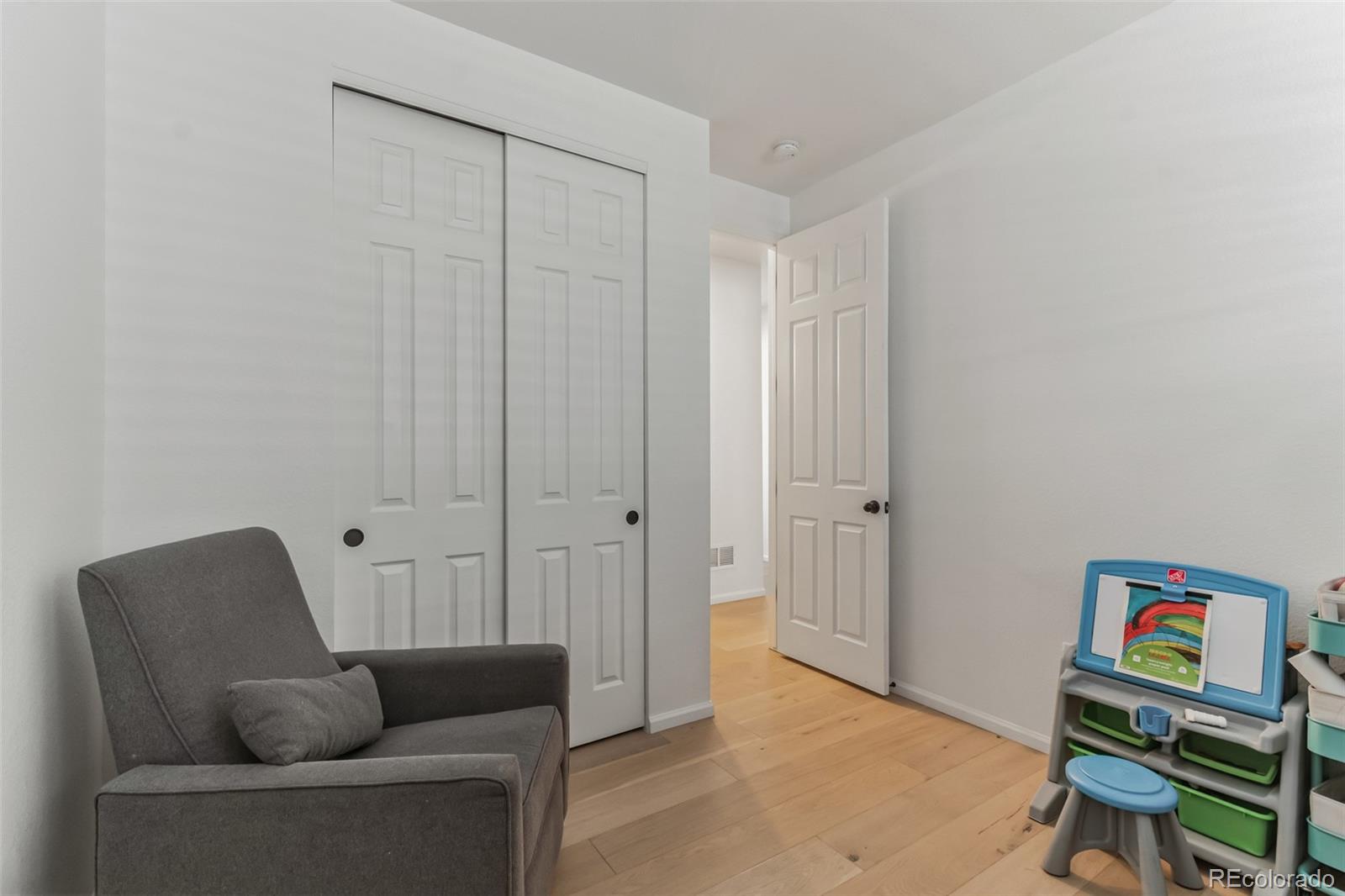 9175 Fraser River Street