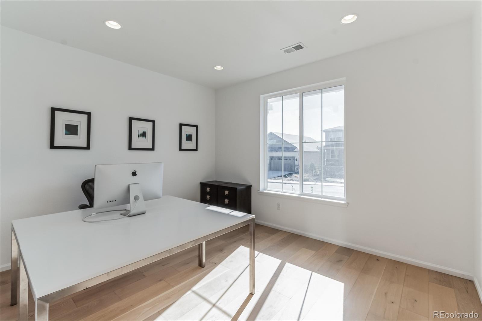 9175 Fraser River Street