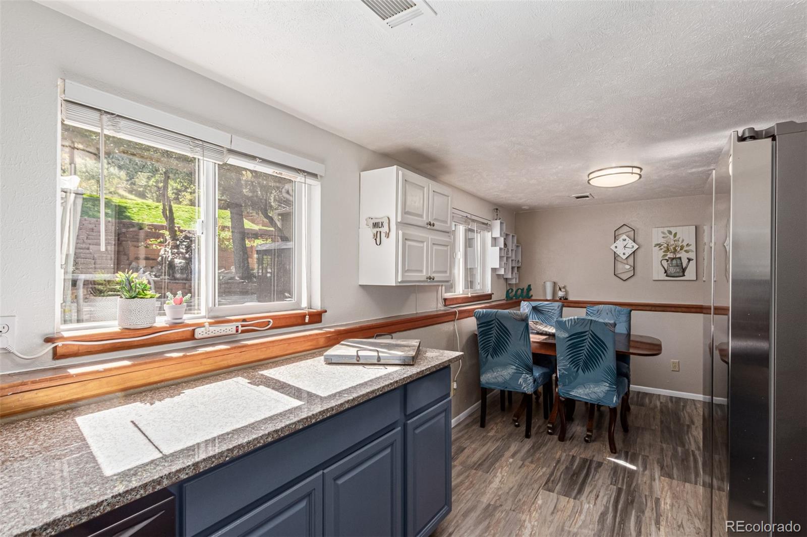 11112 W Exposition Drive