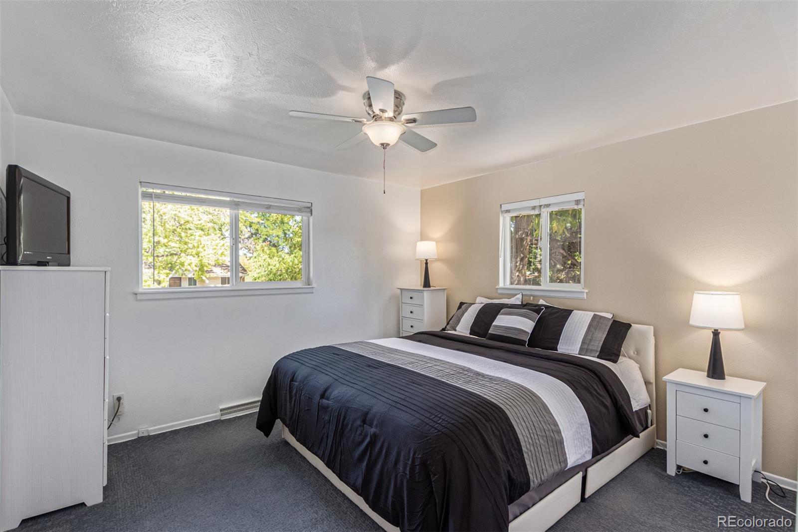 11112 W Exposition Drive