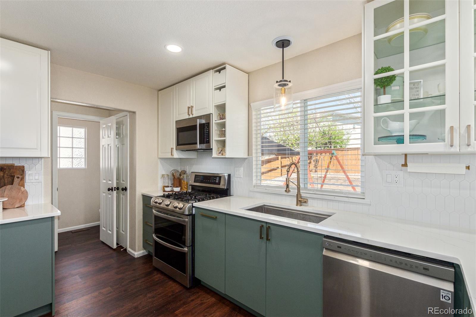 9922 Melbourne Circle