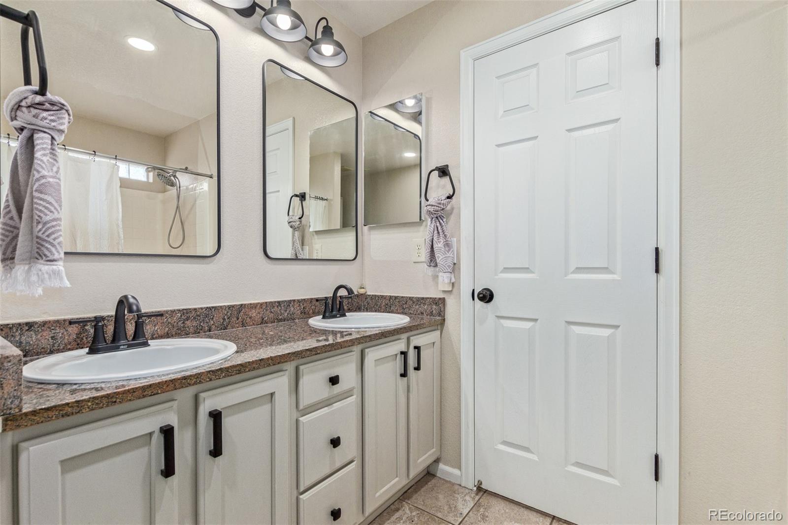 9922 Melbourne Circle