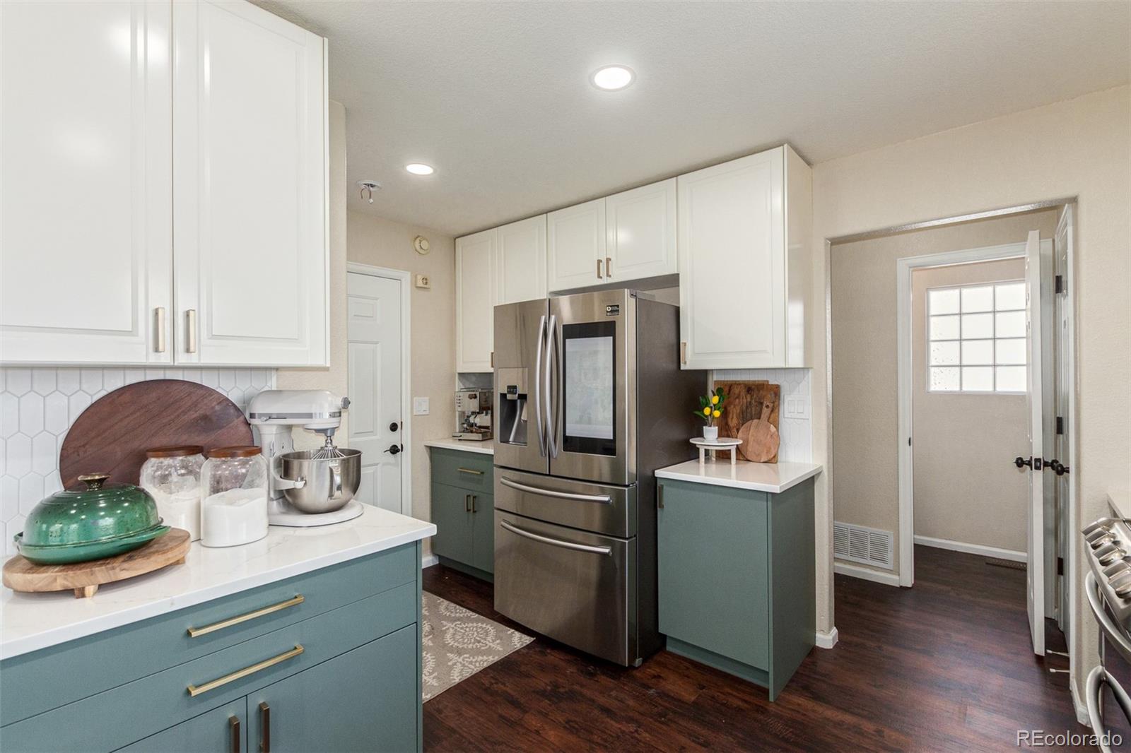 9922 Melbourne Circle