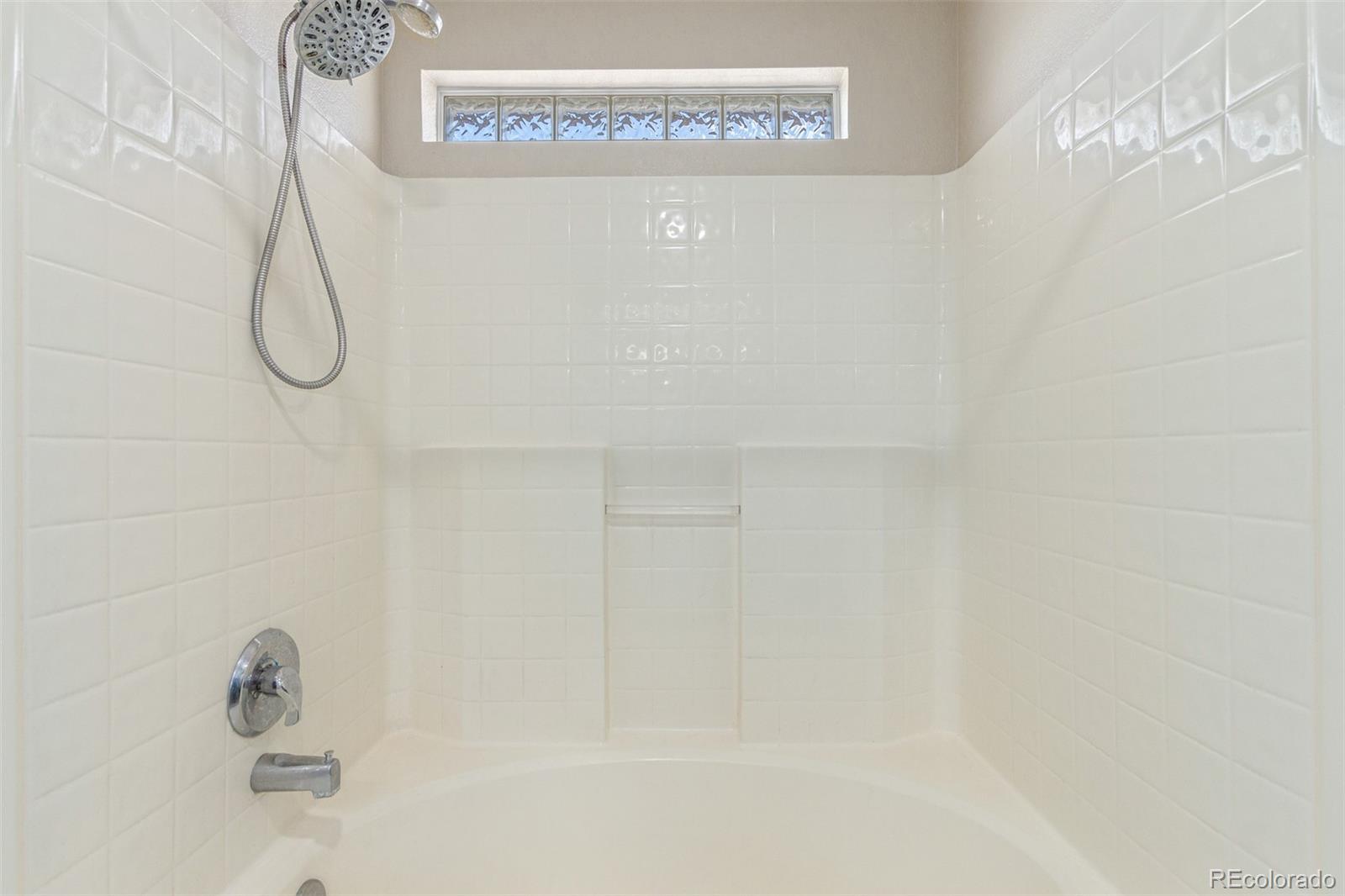 9922 Melbourne Circle