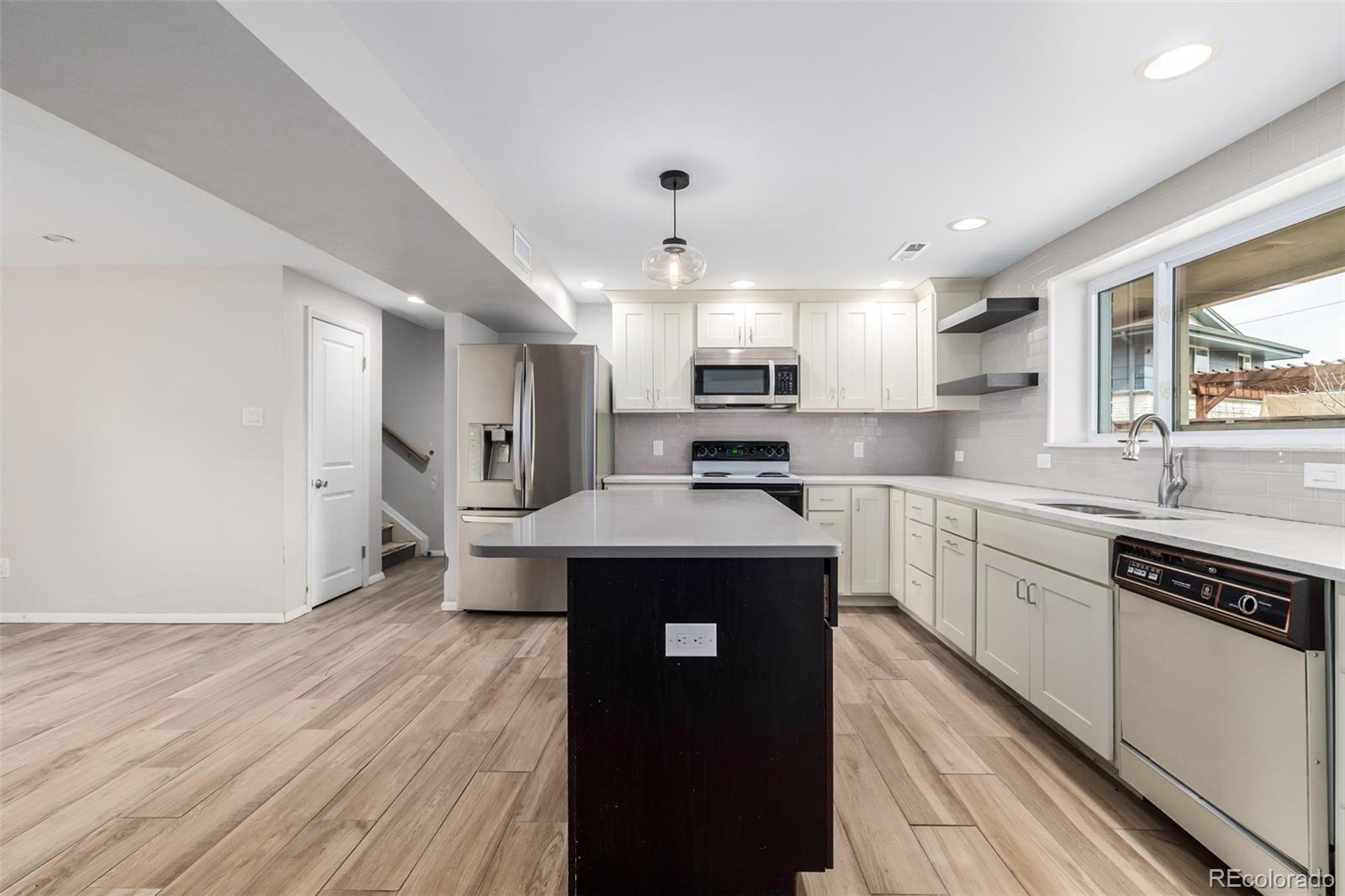 660 S Arbutus Street