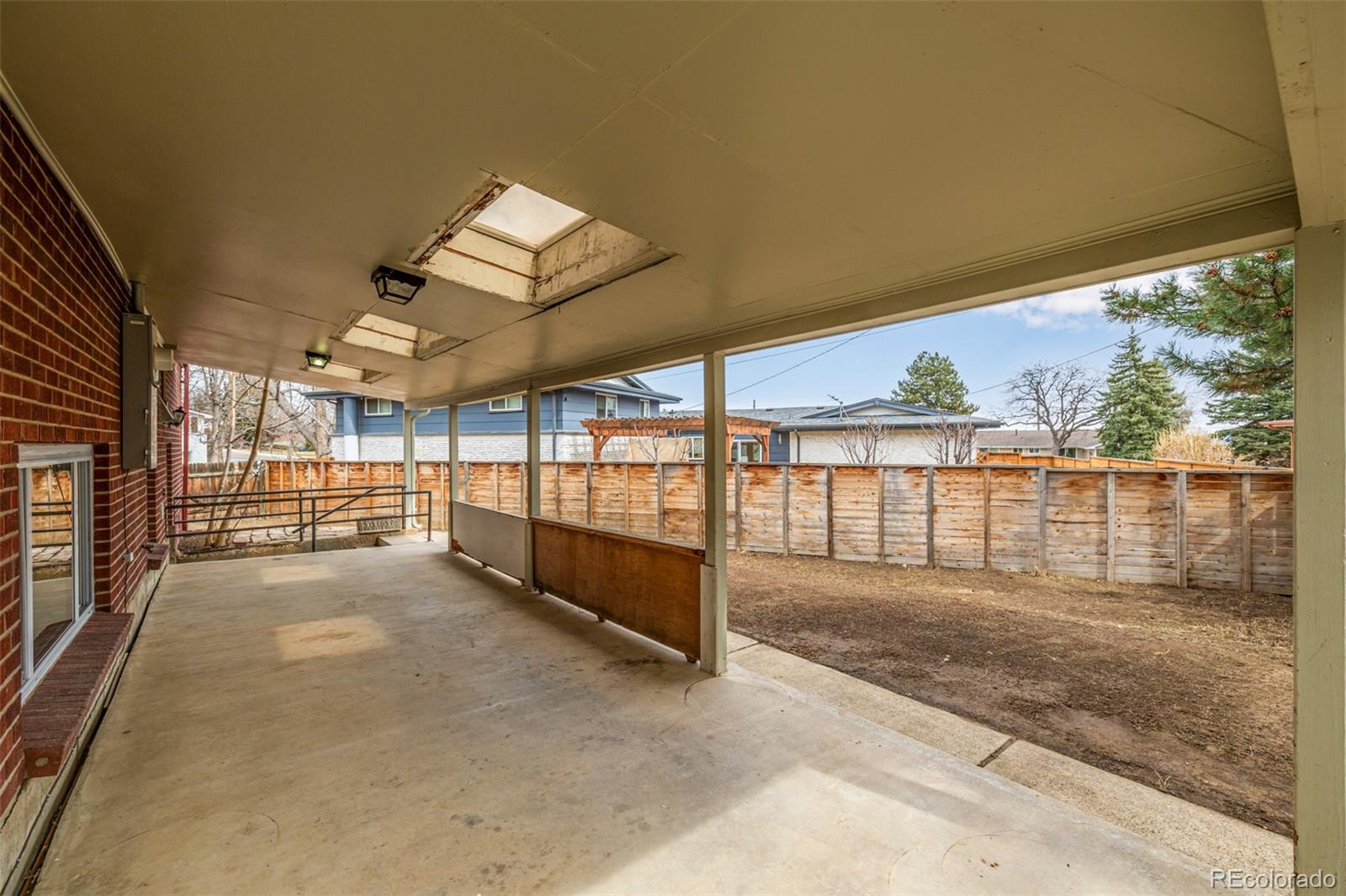 660 S Arbutus Street