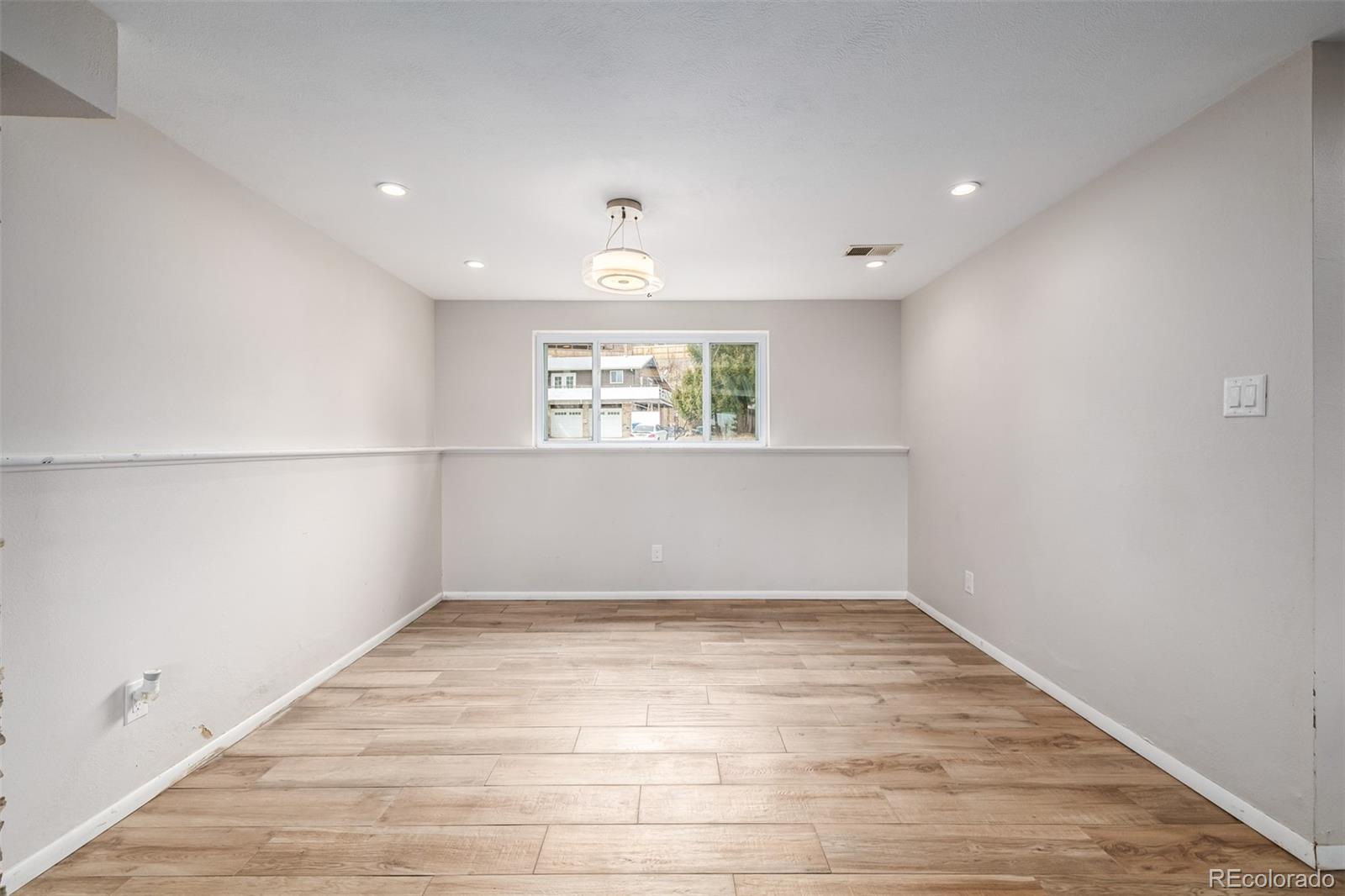 660 S Arbutus Street